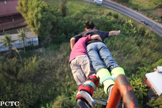 bungy-jump-3297.jpg