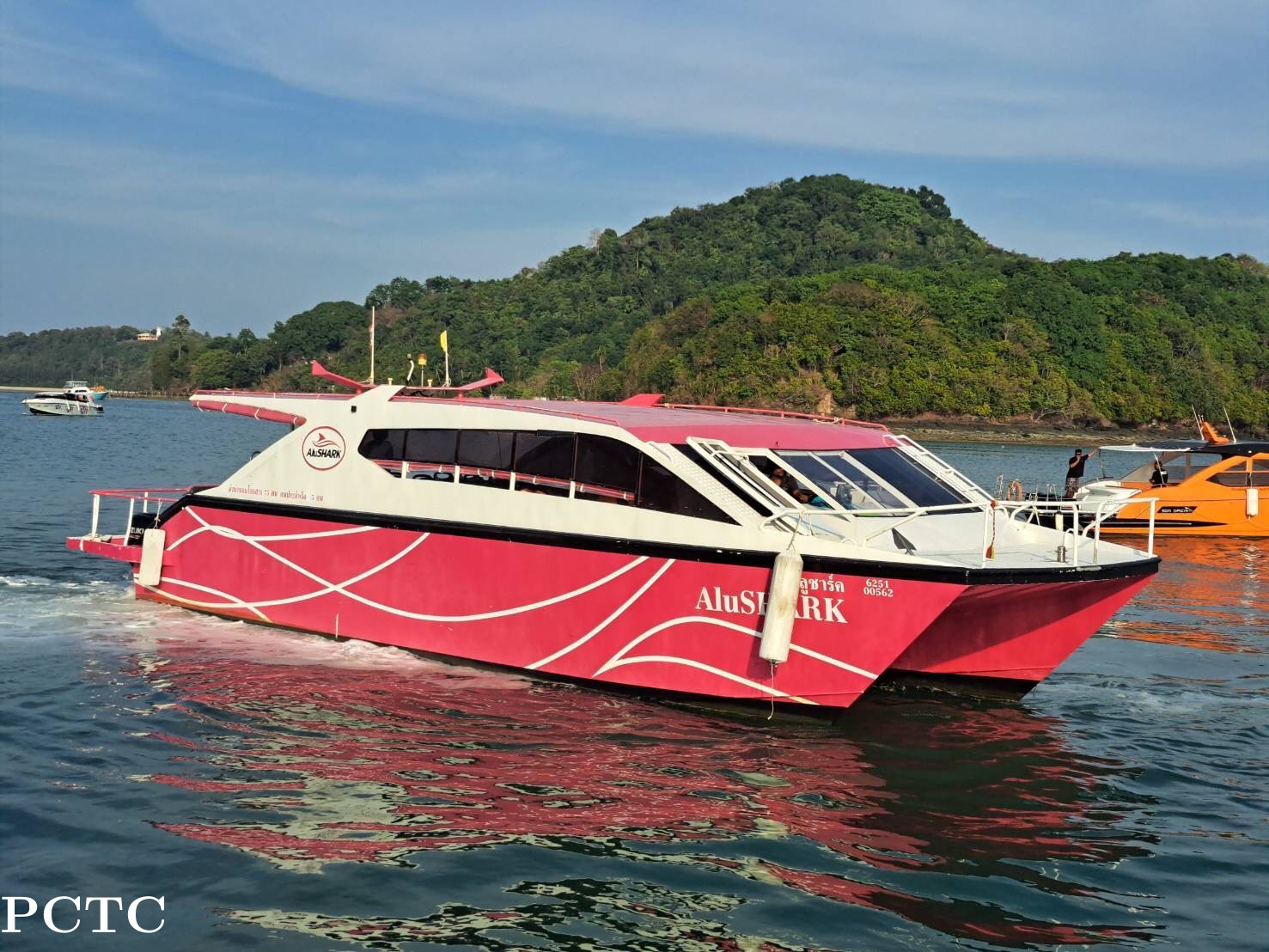 phi-phi-island-maya-bay-pileh-lagoon-khai-island-premium-speed-catamaran-tour-from-phuket-4891.jpg